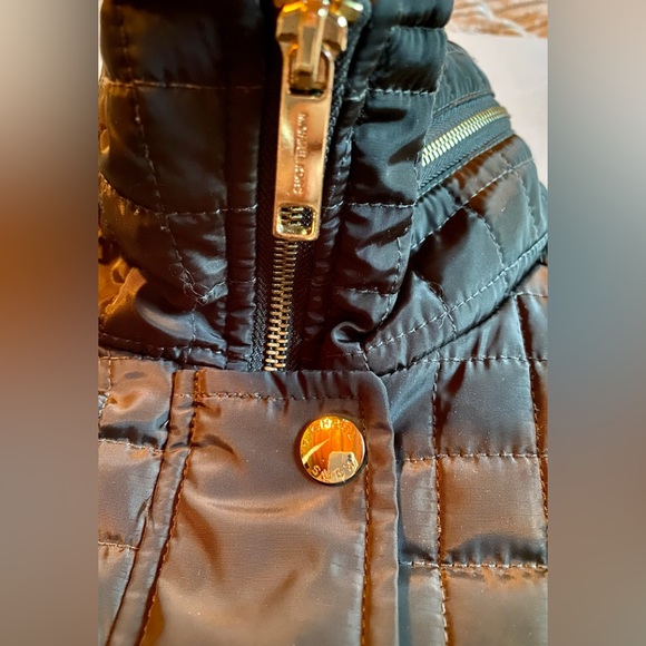 💕Michael Kors Box Quilted Stowaway Hood Jacket💕 - Picture 5 of 11